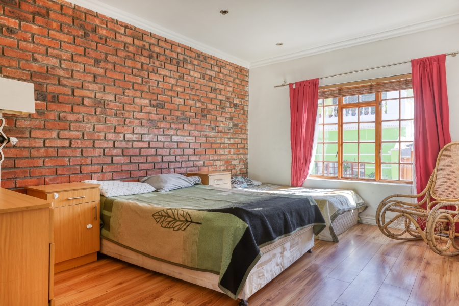 6 Bedroom Property for Sale in Bo Kaap Western Cape